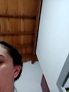 LunaZambrano online show from 09/14/25, 07:35