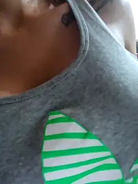 LunaZambrano online show from 11/20/25, 02:06