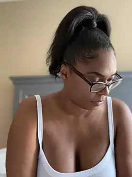 CandyLuxxxx online show from 07/05/26, 12:39
