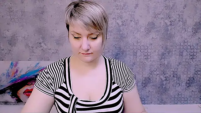 Djullia online show from 02/23/25, 06:07