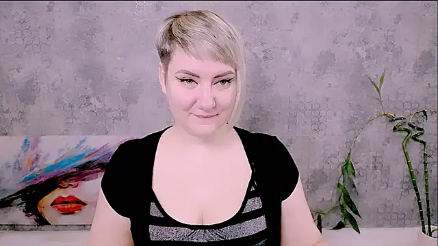 Djullia online show from 12/04/25, 05:06