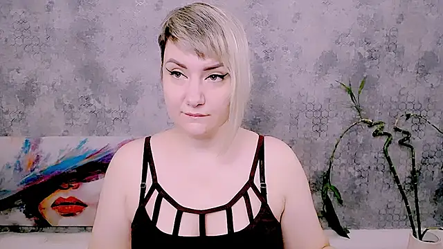 Djullia online show from 07/05/26, 05:03
