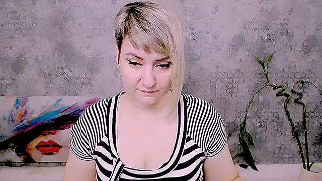 Djullia online show from 07/11/26, 05:10