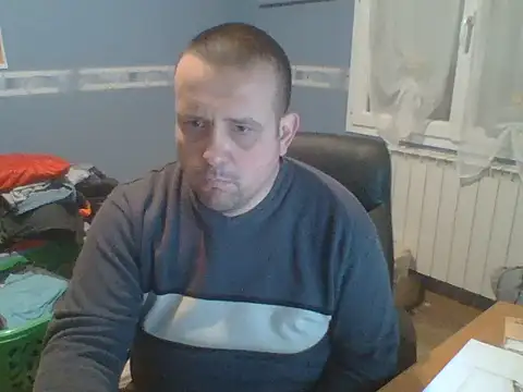 Snapshot of manubm03 chatting on 02/02/26, 10:25 manubm03 online show from 02/02/26, 10:25