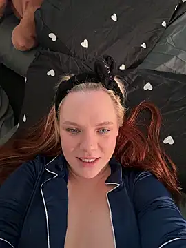 AnjaAmelia online show from 02/13/26, 12:34