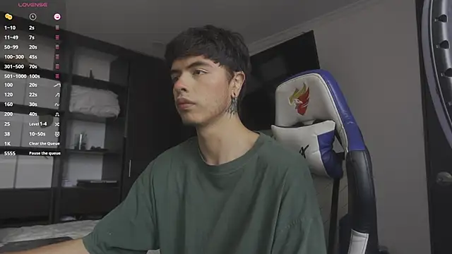  morghan  online show from 12/01/25, 04:56