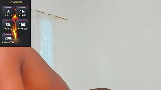 Snapshot of santi_brown chatting on 01/30/25, 11:02 santi brown online show from 01/30/25, 11:02