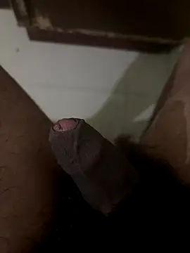 Snapshot of joe112222 chatting on 10/01/25, 05:08 joe112222 online show from 10/01/25, 05:08