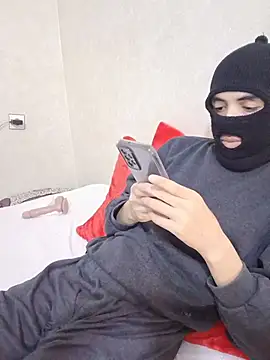 arabqueen online show from 11/18/25, 09:30