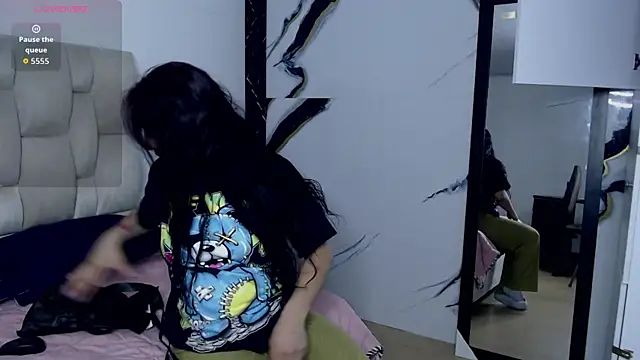 nicol furyy online show from 07/01/26, 11:23