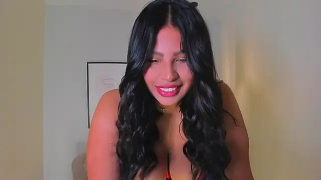 Snapshot of Carlota_peach chatting on 10/31/25, 09:16 Carlota peach online show from 10/31/25, 09:16