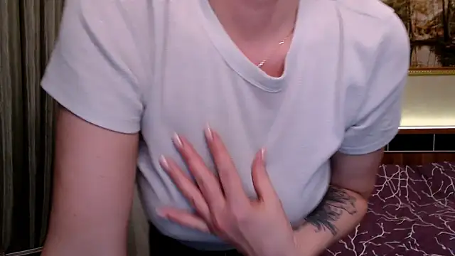 sensualEmilia online show from 03/12/26, 04:24