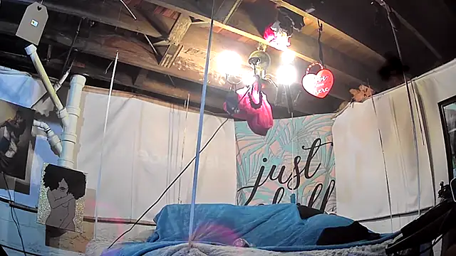 Snapshot of cum4calvin chatting on 03/03/26, 07:42 cum4calvin online show from 03/03/26, 07:42