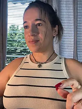 Snapshot of Antonellachic73 chatting on 12/13/24, 09:30 Antonellachic73 online show from 12/13/24, 09:30