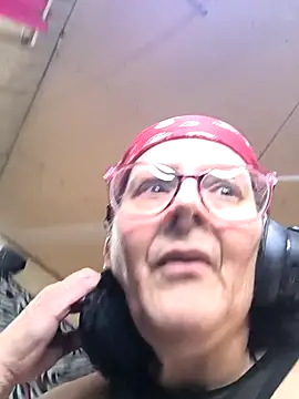 davisdesiresxh online show from 11/10/25, 03:00