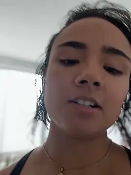 Lea Foster online show from 09/21/25, 07:59