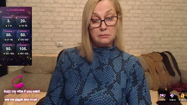 IlariaCetoi online show from 03/12/25, 02:12