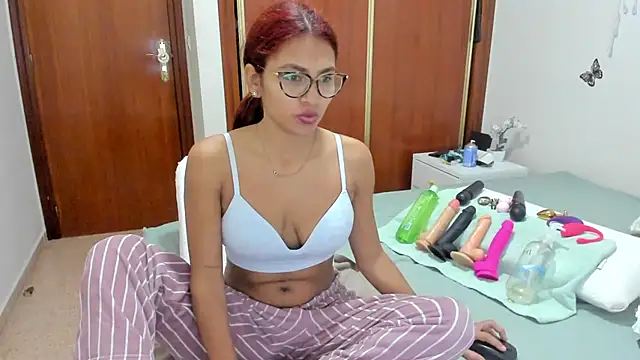 Snapshot of Honney_sugar19 chatting on 02/19/26, 10:33 Honney sugar19 online show from 02/19/26, 10:33