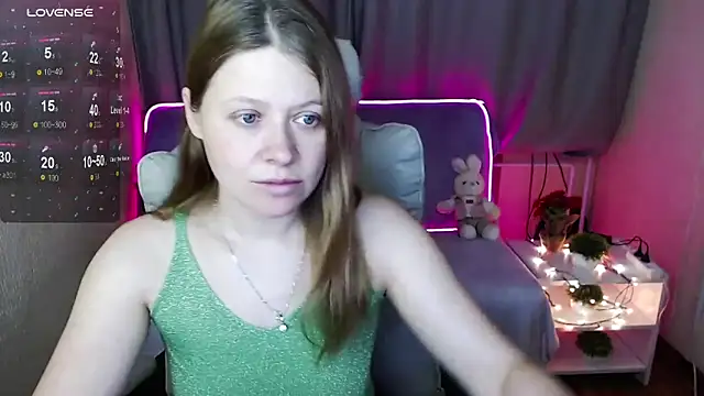 Snapshot of alekasamui chatting on 12/13/24, 03:27 alekasamui online show from 12/13/24, 03:27