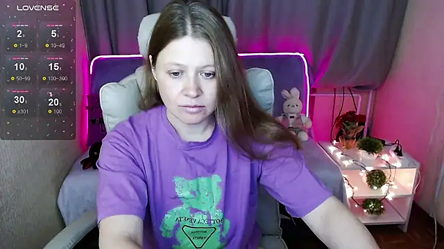 Snapshot of alekasamui chatting on 12/16/24, 02:57 alekasamui online show from 12/16/24, 02:57