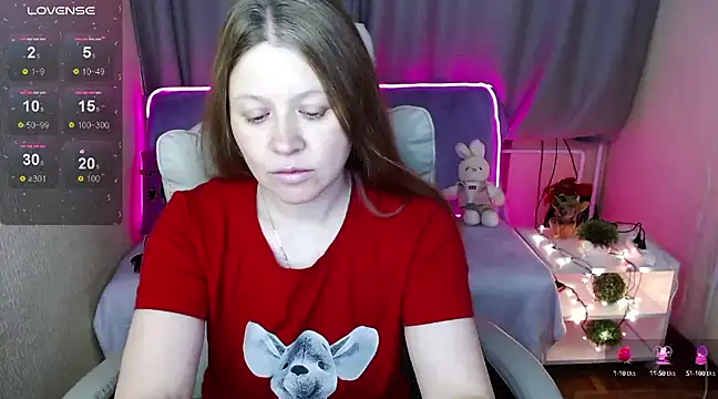 Snapshot of alekasamui chatting on 12/18/24, 03:26 alekasamui online show from 12/18/24, 03:26