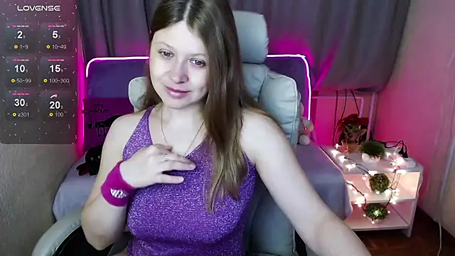 Snapshot of alekasamui chatting on 12/19/24, 09:28 alekasamui online show from 12/19/24, 09:28