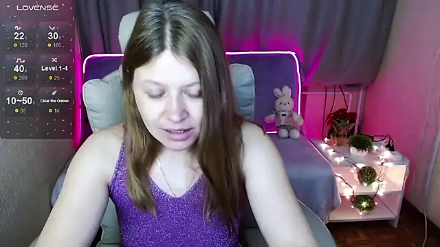 Snapshot of alekasamui chatting on 12/20/24, 12:30 alekasamui online show from 12/20/24, 12:30