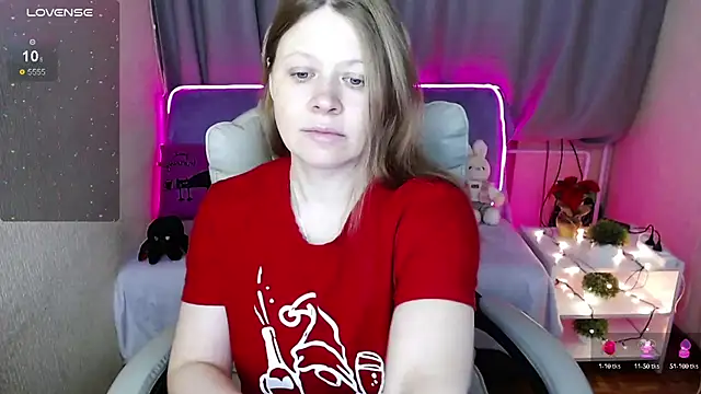 Snapshot of alekasamui chatting on 12/27/24, 01:22 alekasamui online show from 12/27/24, 01:22