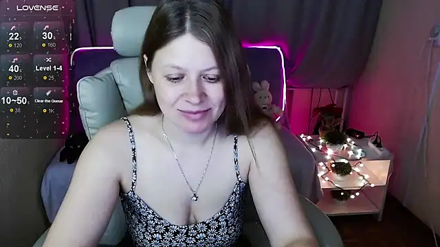 Snapshot of alekasamui chatting on 01/04/25, 04:23 alekasamui online show from 01/04/25, 04:23