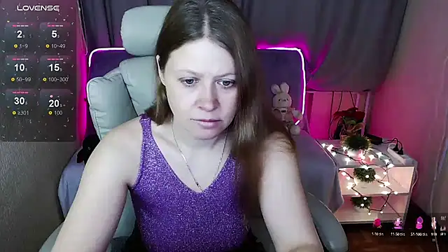 Snapshot of alekasamui chatting on 01/07/25, 12:45 alekasamui online show from 01/07/25, 12:45