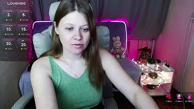 Snapshot of alekasamui chatting on 01/17/25, 03:34 alekasamui online show from 01/17/25, 03:34