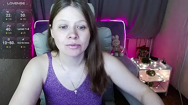 Snapshot of alekasamui chatting on 01/22/25, 03:31 alekasamui online show from 01/22/25, 03:31