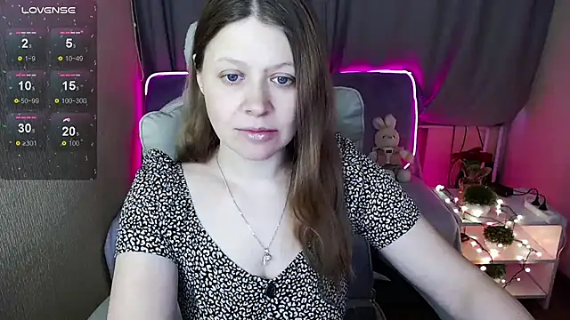 Snapshot of alekasamui chatting on 02/04/25, 03:33 alekasamui online show from 02/04/25, 03:33