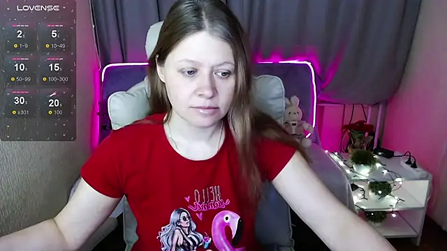 Snapshot of alekasamui chatting on 02/19/25, 12:25 alekasamui online show from 02/19/25, 12:25