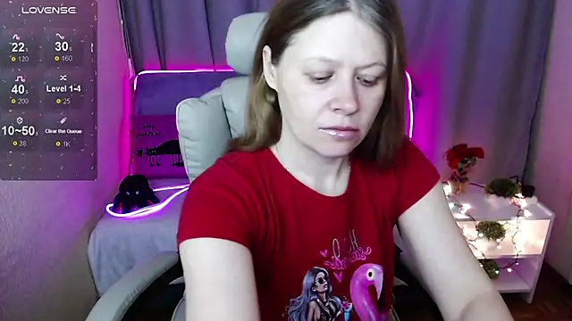 Snapshot of alekasamui chatting on 03/19/25, 12:04 alekasamui online show from 03/19/25, 12:04