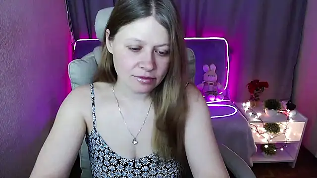 Snapshot of alekasamui chatting on 03/19/25, 10:31 alekasamui online show from 03/19/25, 10:31