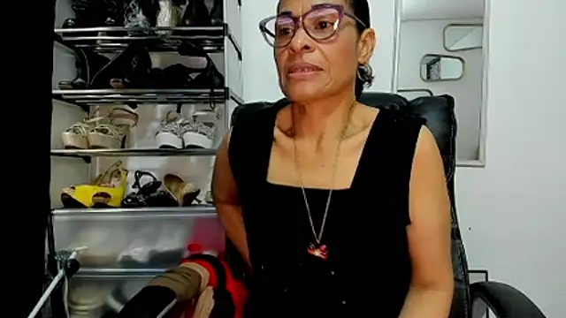 Aries Mature online show from 04/16/26, 02:18