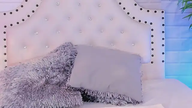 Tayra Siny online show from 01/29/25, 04:52