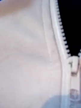   valentina18 online show from 12/11/24, 11:00