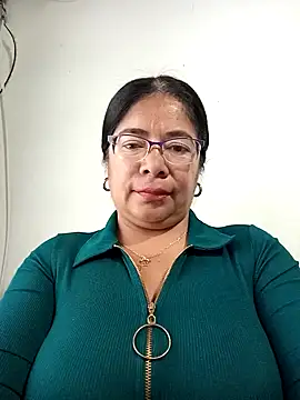   valentina18 online show from 09/12/25, 01:00