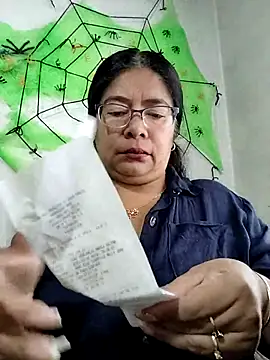   valentina18 online show from 10/17/25, 01:14