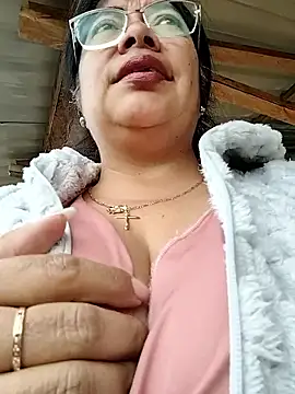   valentina18 online show from 03/10/26, 12:54