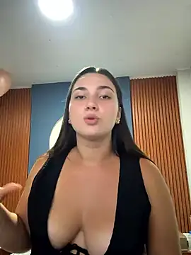 ava blue online show from 03/13/25, 07:17