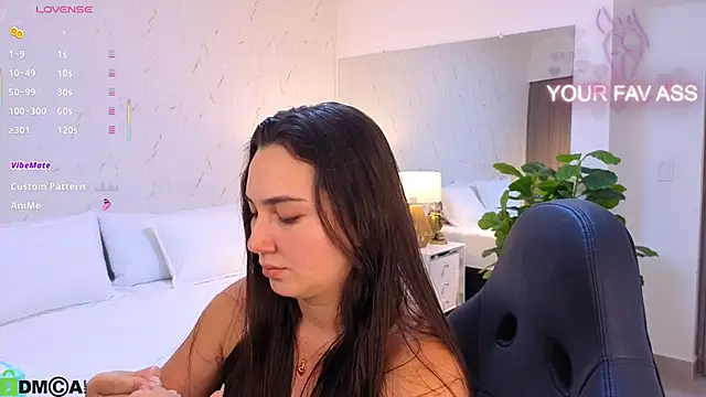 ava blue online show from 10/03/25, 07:55