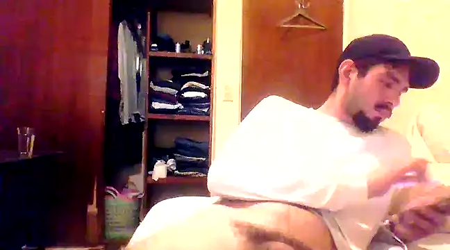 Snapshot of Tomthelong chatting on 03/11/25, 01:05 Tomthelong online show from 03/11/25, 01:05