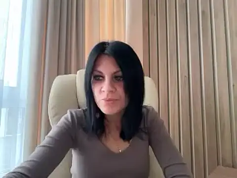 InjaAtHome online show from 10/13/25, 05:51