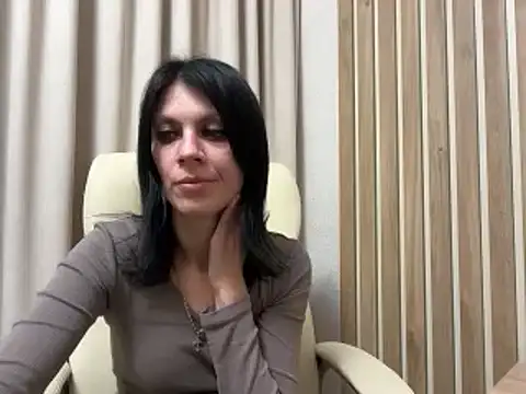 InjaAtHome online show from 10/13/25, 05:57