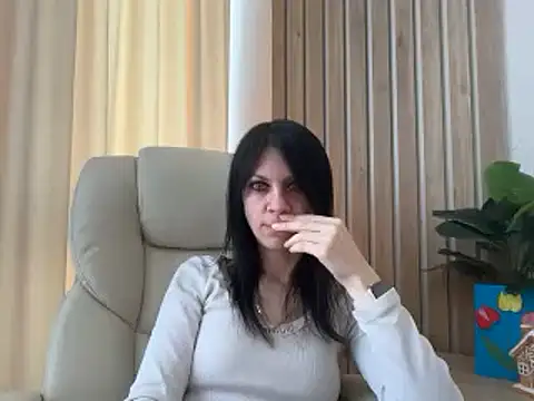 InjaAtHome online show from 05/04/26, 06:09