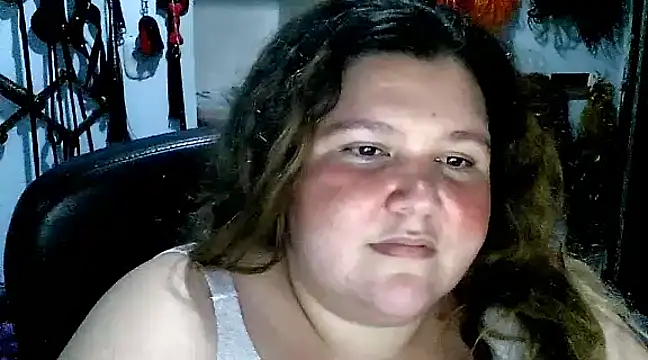 Snapshot of squirt322bbw chatting on 01/24/25, 04:27 squirt322bbw online show from 01/24/25, 04:27