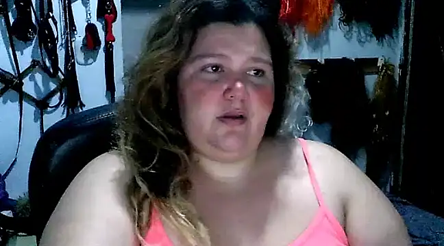 Snapshot of squirt322bbw chatting on 02/11/25, 02:57 squirt322bbw online show from 02/11/25, 02:57